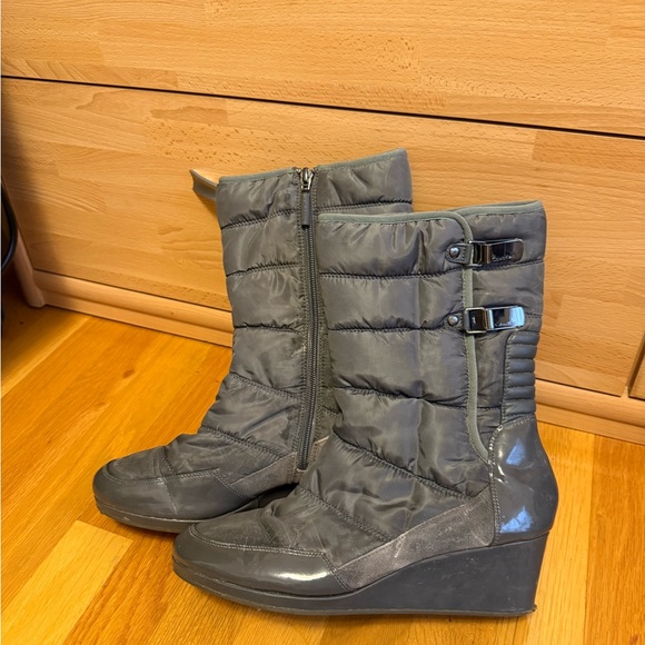 Calvin Klein Gray Quilted Wedge Boots - Picture 2 of 2